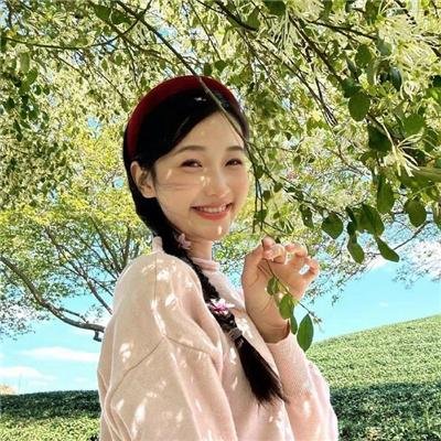 够姜小强爱上够靓小奥 在线观看
